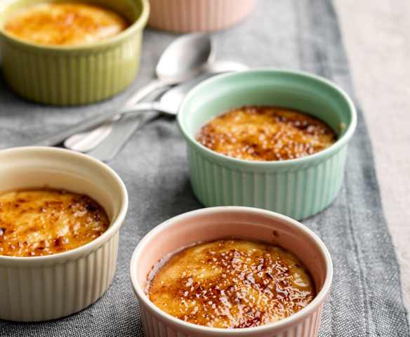Amaretti Crème Brulée Amaretti Crème Brulée