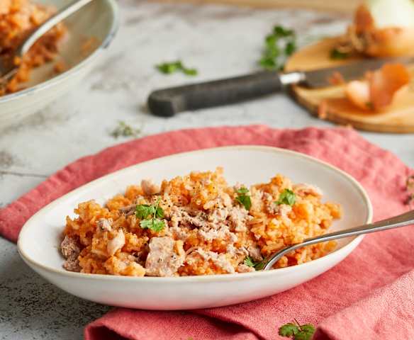 Riz à la sauce tomate et au thon