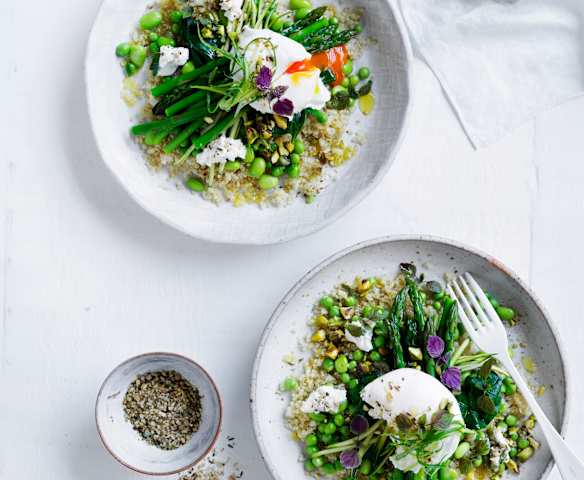 Green quinoa breakfast bowl (Post-natal)