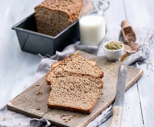 Ziołowy chleb pełnoziarnisty