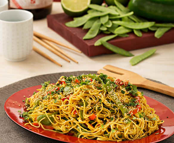Fideos chinos con verduras al curry