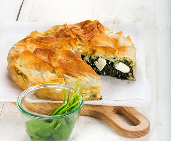 Spanakopita (Griechischer Spinatstrudel)