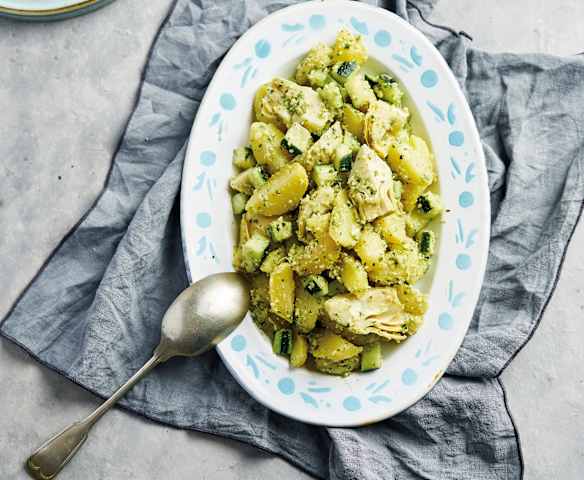 Salada de batata com pesto