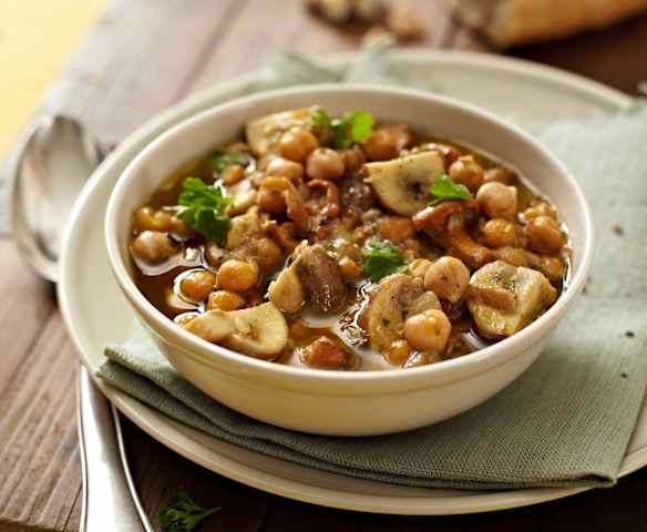 Pilze mit Kichererbsen