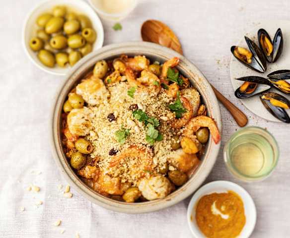 Tajine de crevettes, moules et noix de saint-jacques