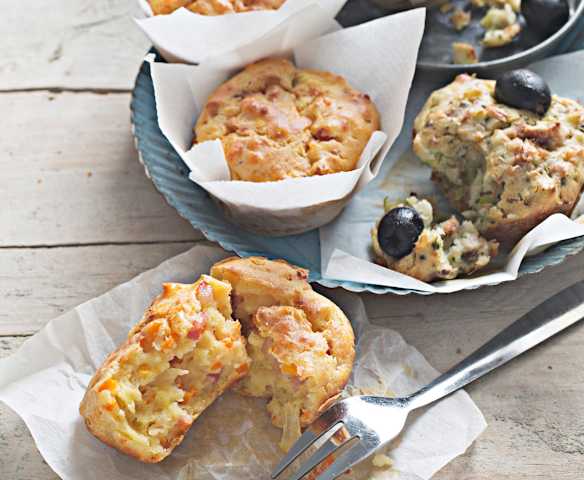 Muffins de brócoli y atún y de zanahoria, parmesano y beicon