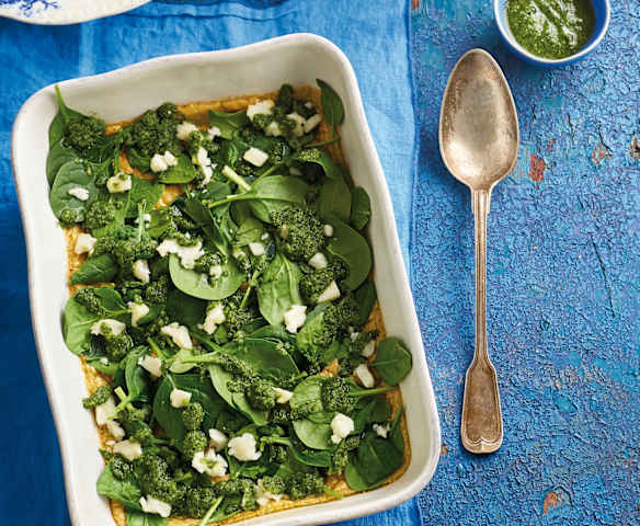 Fritata com pesto de coentros e queijo de cabra