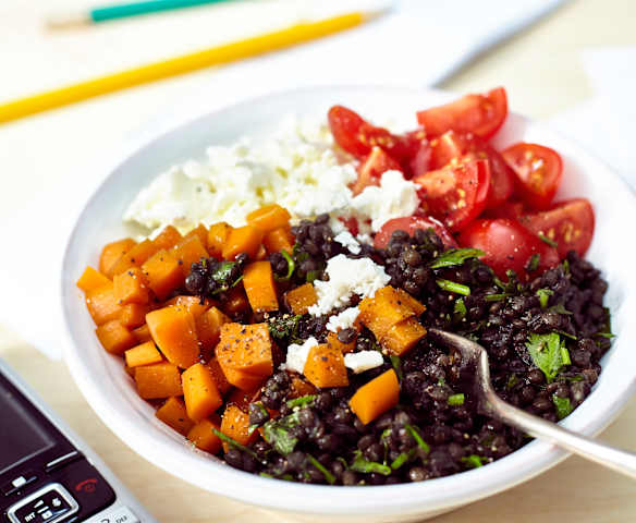 Linsensalat mit Tomaten und Feta