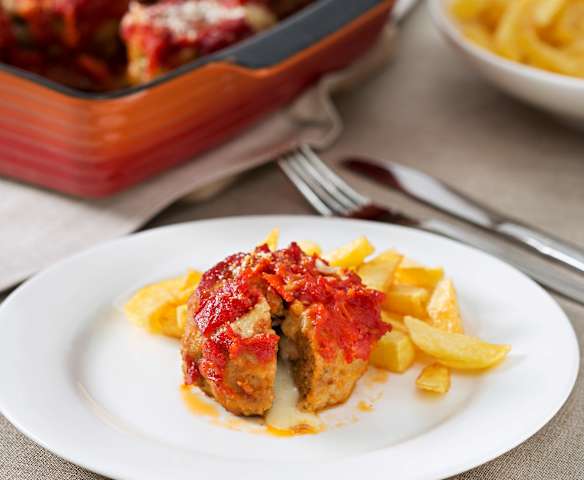 Albondigones con compota de tomate