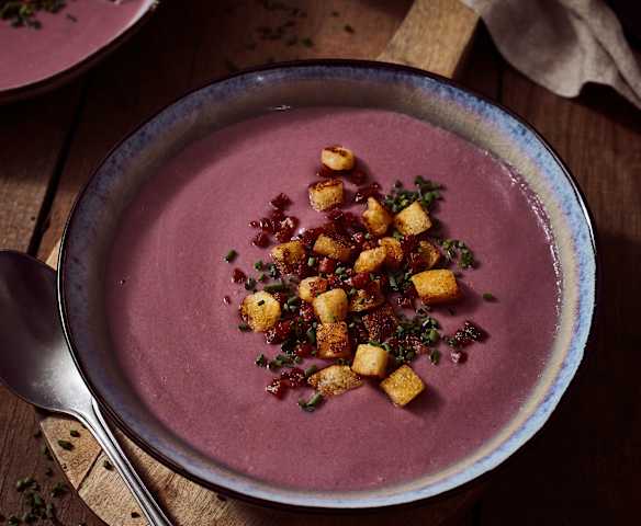 Lila Kartoffelsuppe