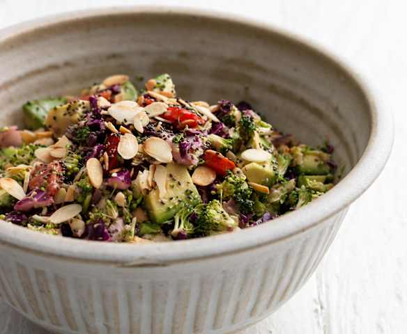 Cremet broccolisalat Cremet broccolisalat