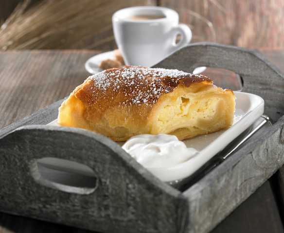 Milchrahmstrudel
