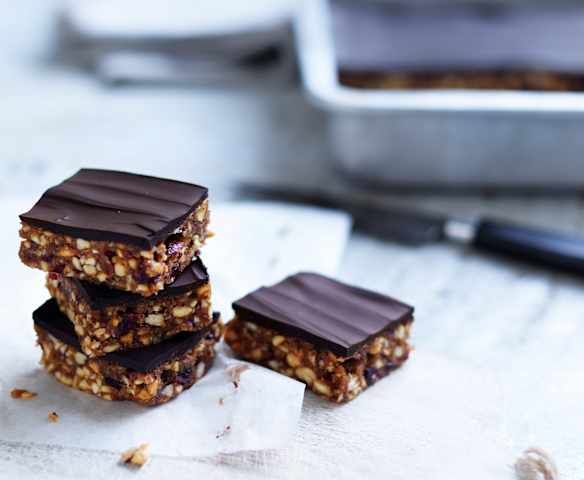 Caramel almond cashew slice (Post-natal)