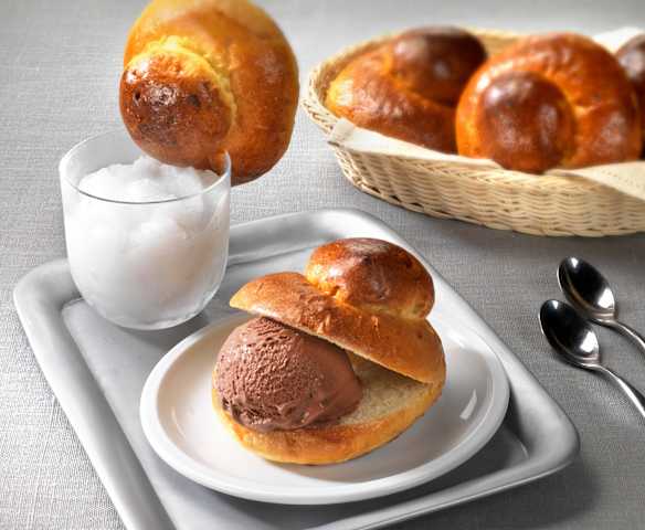 Brioche col tuppo