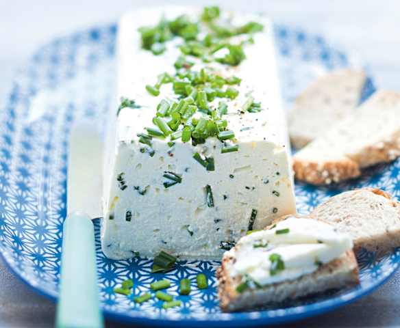 Terrine de chèvre à la ciboulette