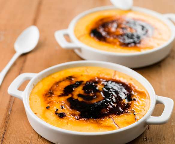 Crème brûlée portoghese