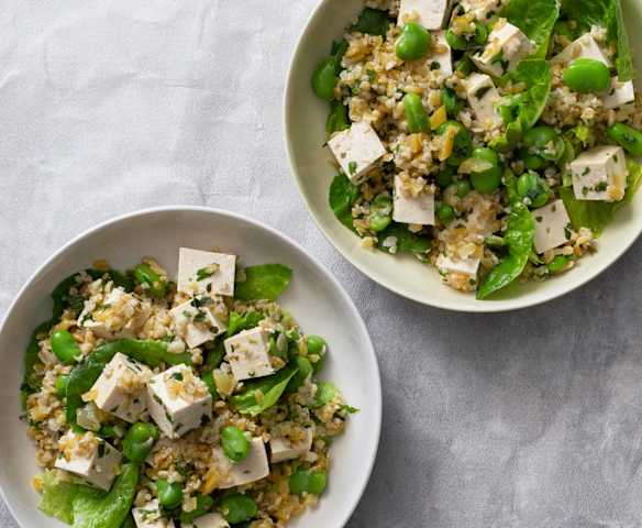 Freekeh and broad bean salad