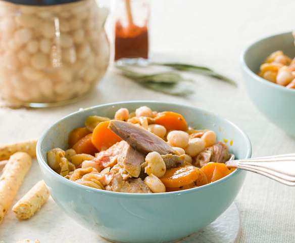 Ensalada de codornices escabechadas con pochas al vacío