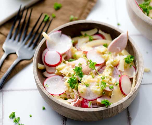 Insalata wurstel, Emmental e ravanelli