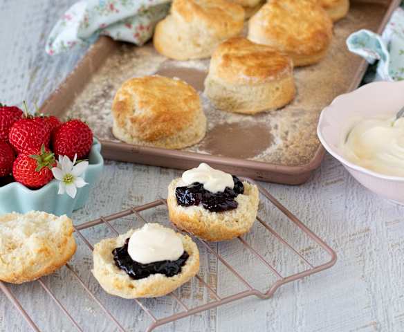 Lemonade scones