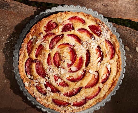 Pflaumen-Mandel-Tarte mit Sternanis