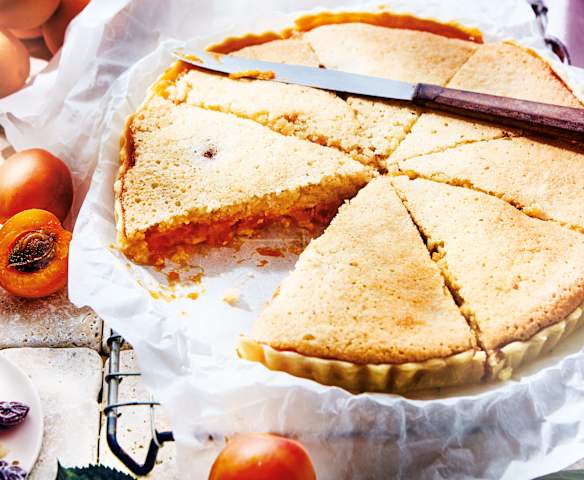 Le fénétra (tarte toulousaine aux abricots) Le fénétra (tarte toulousaine aux abricots)