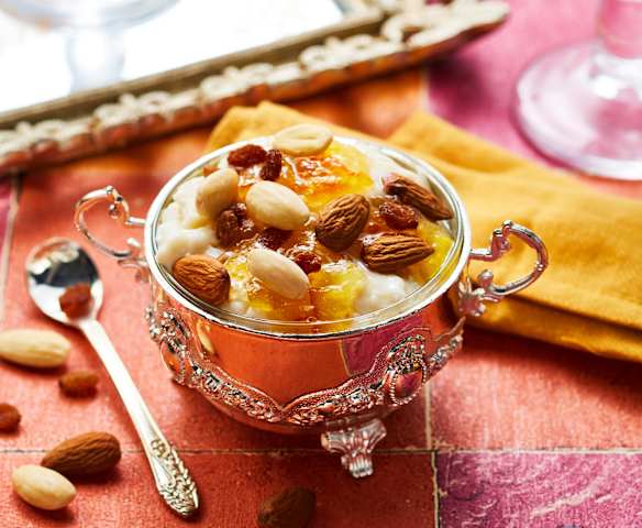 Mhalbi (crème de lait aux amandes) Mhalbi (crème de lait aux amandes)