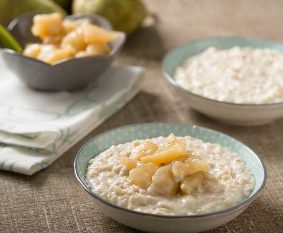 Porridge con composta di pere