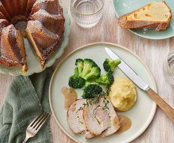 Menü: Gefülltes Schweinsnierstück mit Kartoffel-Pastinaken-Stampf, Mandarinen-Gugelhopf