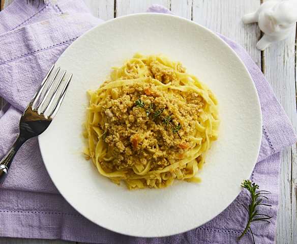Tagliatelle al ragù di coniglio