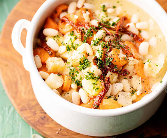 Guiso de frijoles con tubérculos