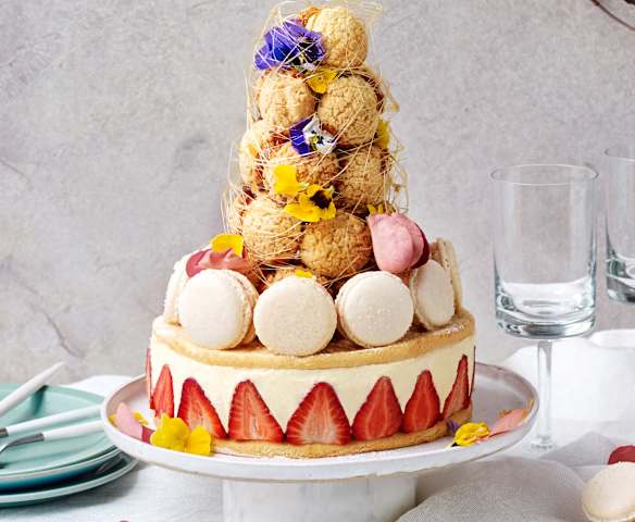 Christy Tania's 20th Anniversary Show Stopper