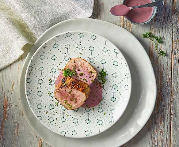 Medaglioni di maiale sottovuoto con salsa al vino