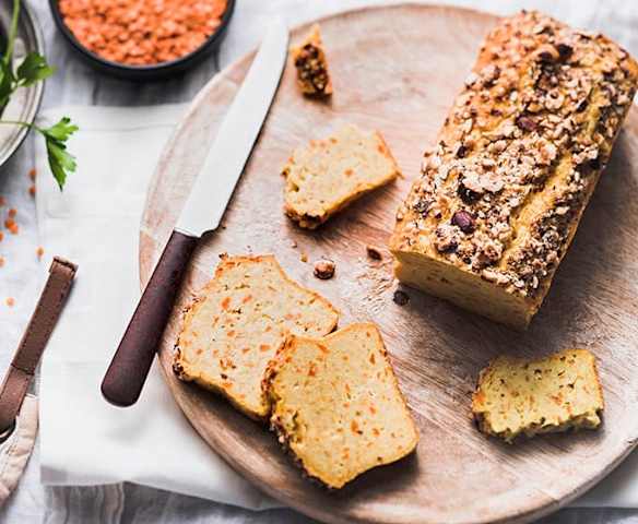 Cake aux lentilles corail, carotte et curry