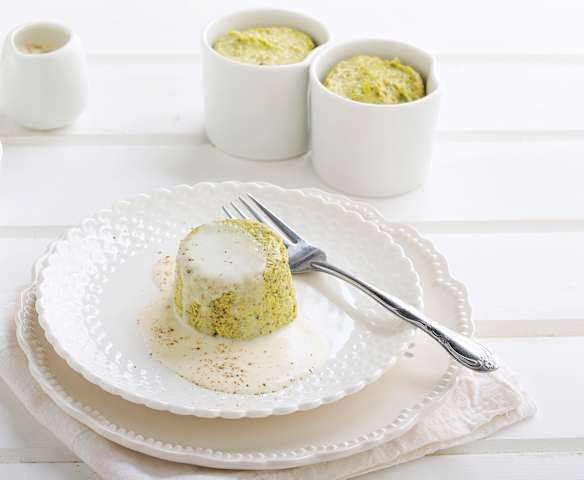 Flan di broccoli con crema al Parmigiano Reggiano