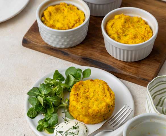 Cremige Karotten-Polenta-Küchlein