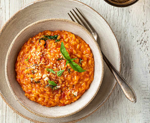 Risotto al pomodoro con basilico Risotto al pomodoro con basilico