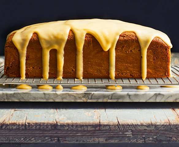 Plumcake al pistacchio con crema al lime
