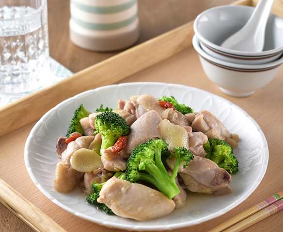 花椰菜炒雞肉 花椰菜炒雞肉