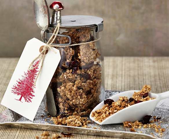 Weihnachtliches Knusper-Müsli
