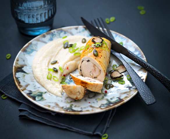 Ballotine de poulet truffé et mousseline de céleri