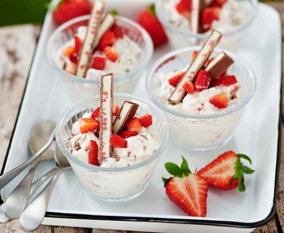 Blitz-Erdbeer-Schokodessert