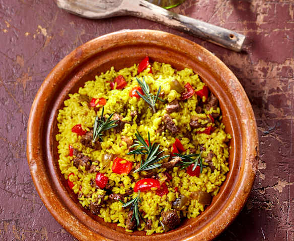 Rauchige Paella mit Schweinebäckchen Rauchige Paella mit Schweinebäckchen