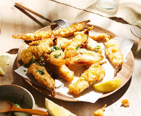 Boquerones fritos al limón