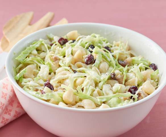 Ensalada Waldorf con pasta