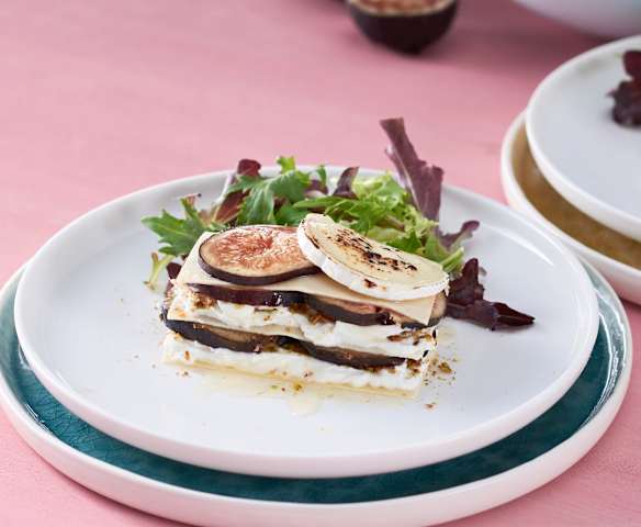 Lasaña fría de queso y brevas