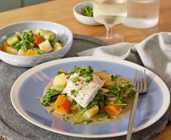 Wolfsbarsch mit Bouillon-Gemüse