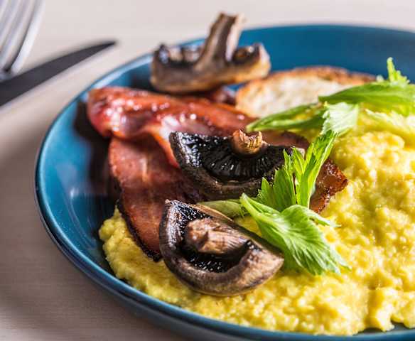 Crema di mais (creamed corn)