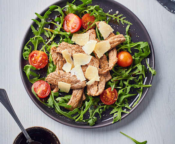 Insalata di straccetti di manzo e rucola
