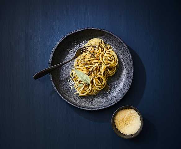 Salbei-Knoblauch-Pasta